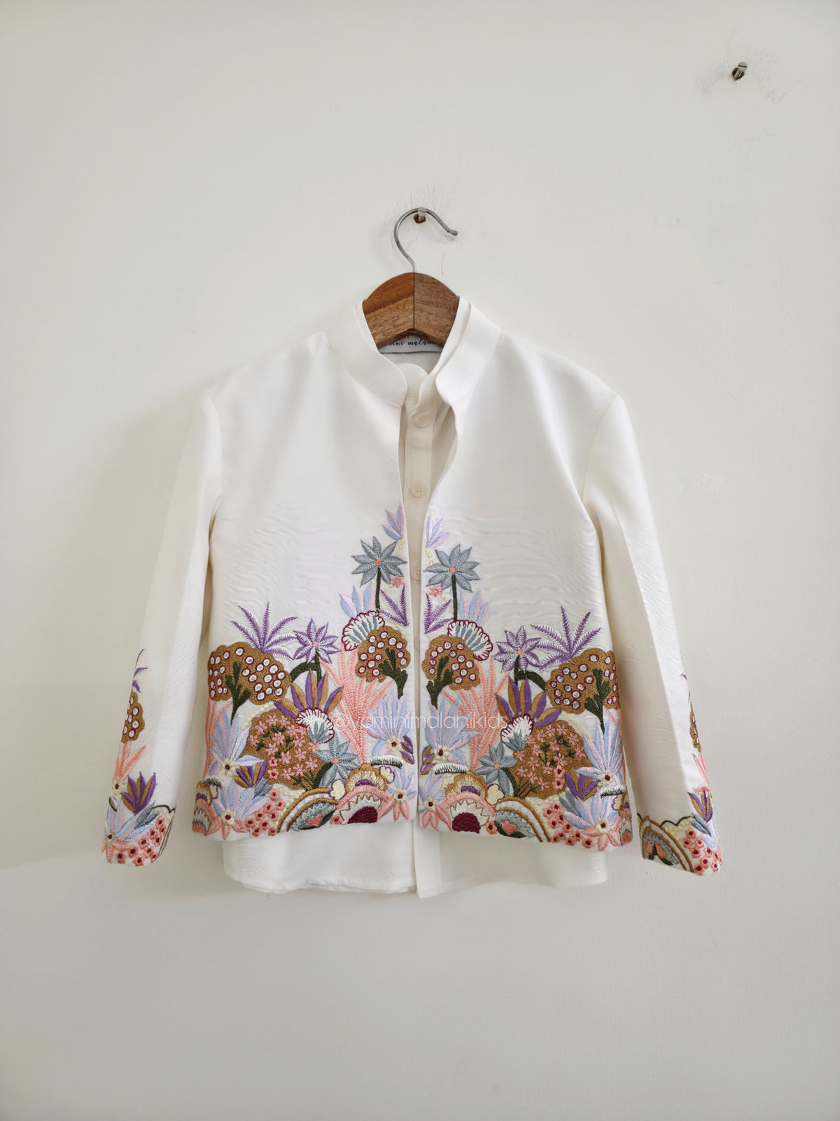Ivory Flora