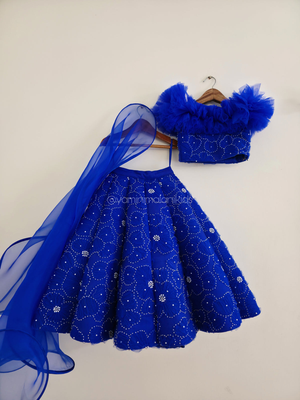 Royal Blue Fleurs